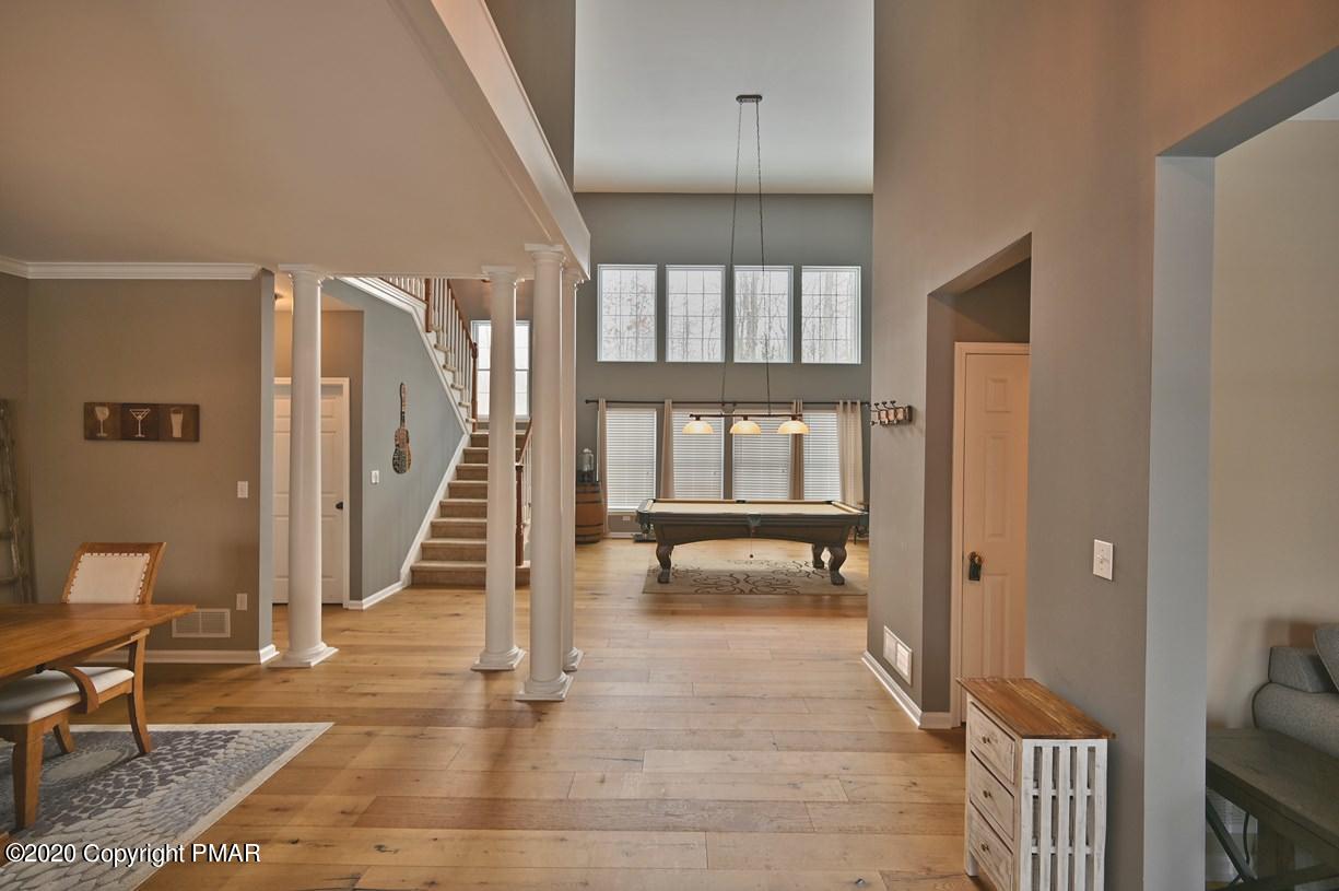 127 Skytop Road Long Pond, PA 18334 - Photo 8 of 106 Entryway