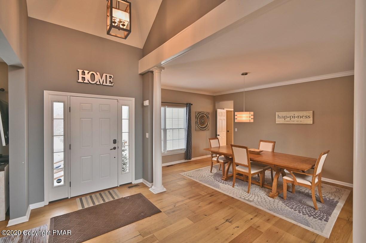 127 Skytop Road Long Pond, PA 18334 - Photo 10 of 106 Entryway