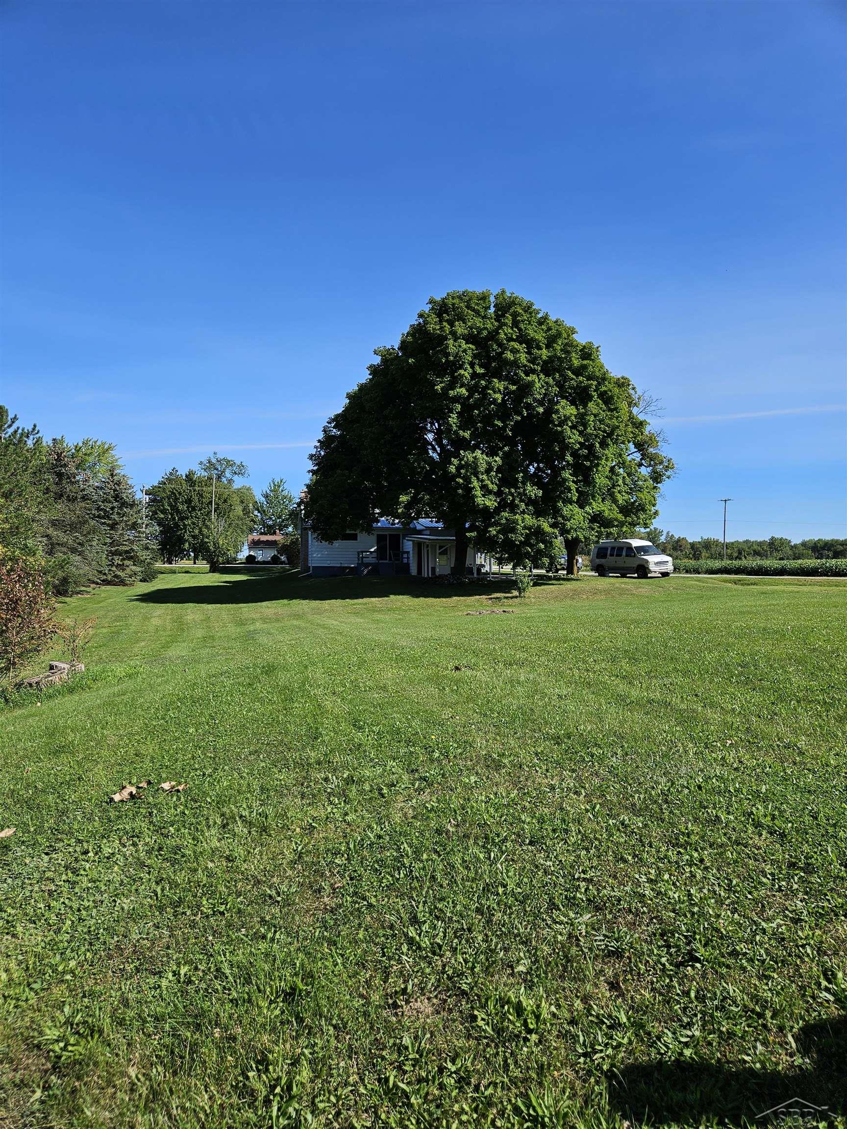 980 East Remus Road Mount Pleasant, MI 48858 - Photo 4 of 41 50162749-1c261406-073c-4933-a96b-b56b7d912124.JPG