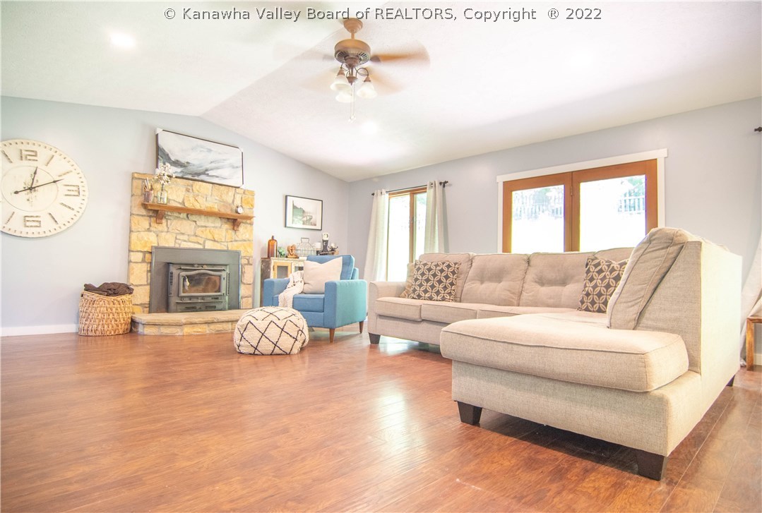 103 Big Oak Road Dunbar, WV 25064 - Photo 18 of 43 Gallery Image 18