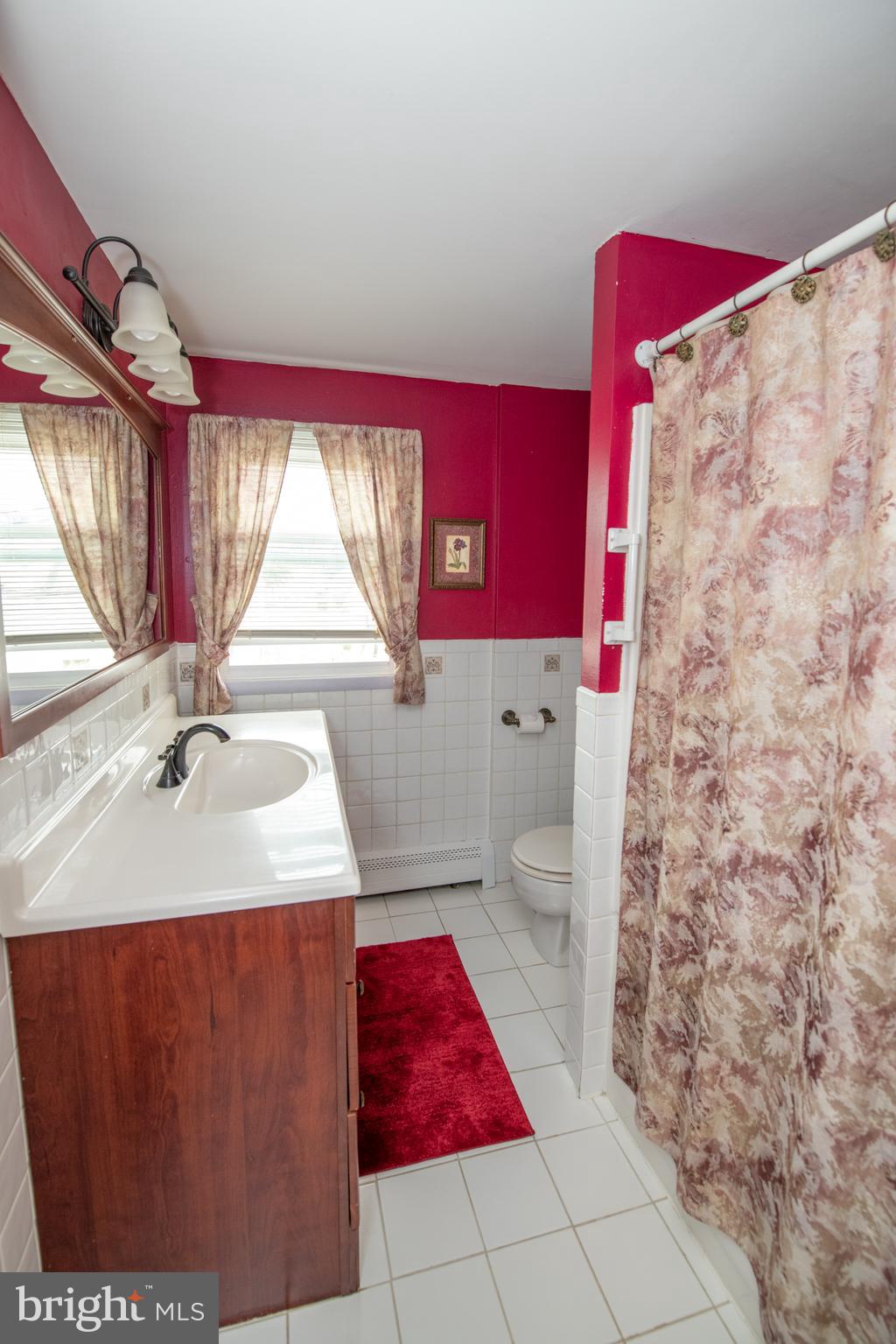 1005 Tomlinson Road Philadelphia, PA 19116 - Photo 54 of 80 Full Bath- 2nd Floor