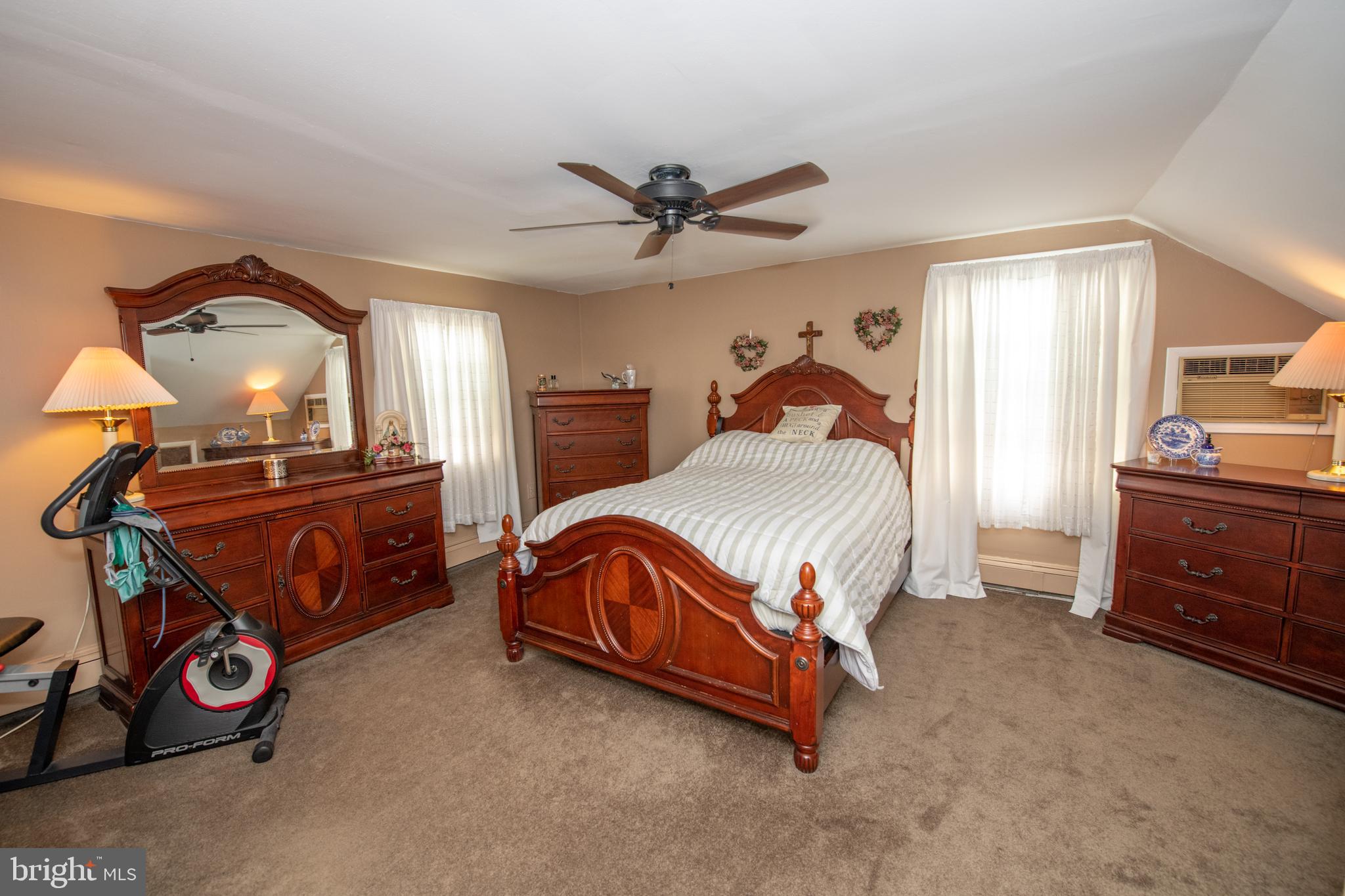 1005 Tomlinson Road Philadelphia, PA 19116 - Photo 57 of 80 Primary Bedroom