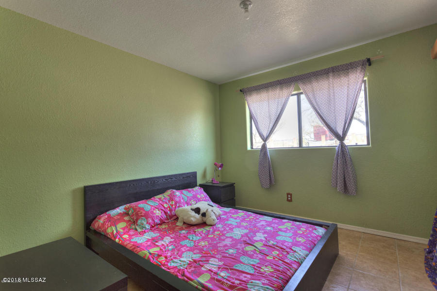 1088 Tia Court Rio Rico, AZ 85648 - Photo 10 of 25