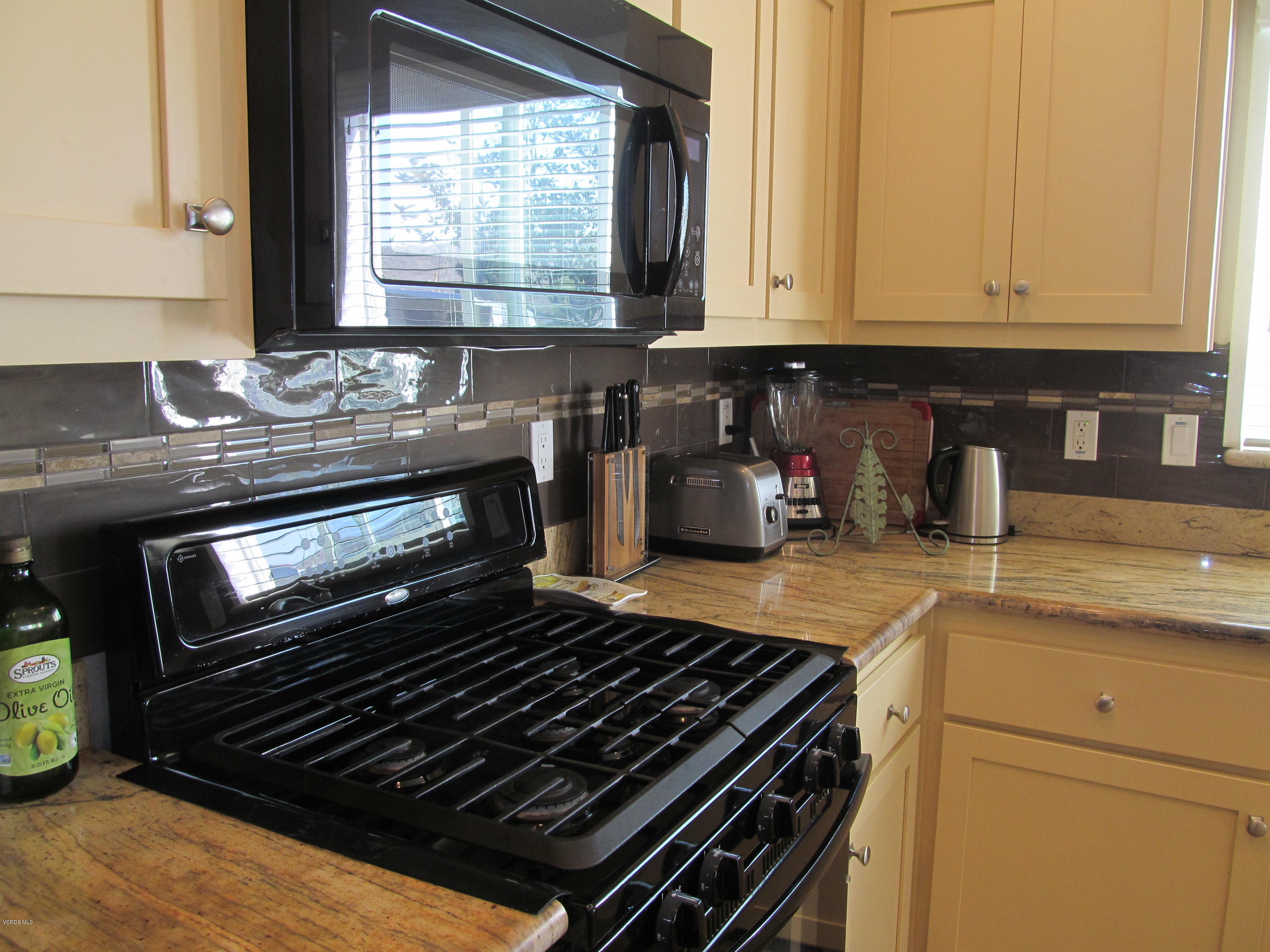 195 Tierra Rejada Road, Unit 141 Simi Valley, CA 93065 - Photo 15 of 50 IMG_5619