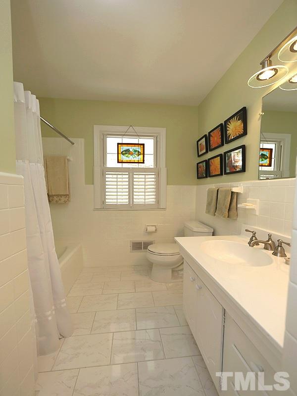 504 Tinkerbell Road Chapel Hill, NC 27517 - Photo 14 of 21 Gallery Image 14