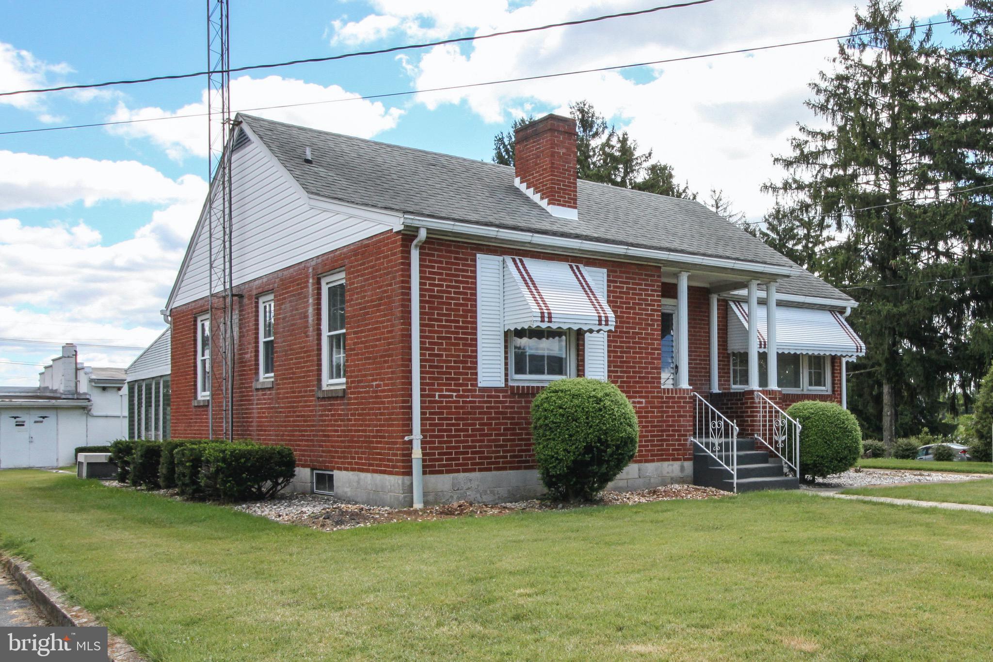 13505 Spriggs Road Hagerstown, MD 21742 - Photo 2 of 26 Front/Side View