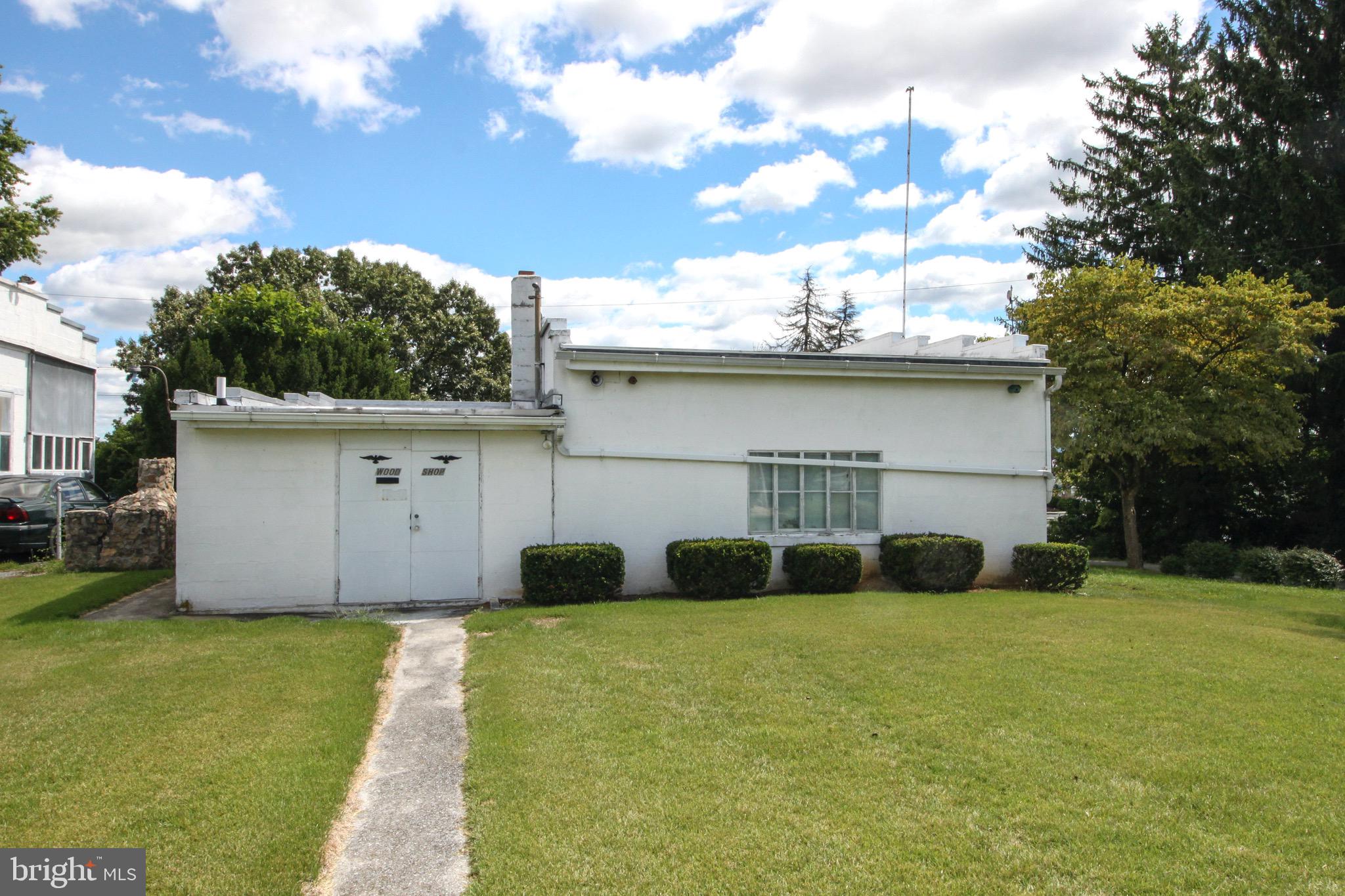 13505 Spriggs Road Hagerstown, MD 21742 - Photo 20 of 26 Garage