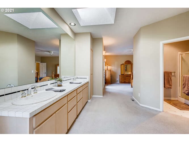 16433 South Ivel Road Beavercreek, OR 97004 - Photo 16 of 32 Gallery Image 16