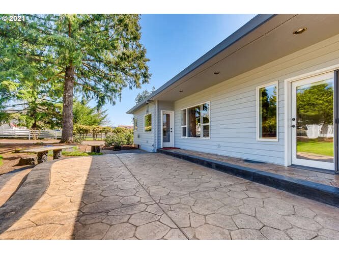 16433 South Ivel Road Beavercreek, OR 97004 - Photo 22 of 32 Gallery Image 22