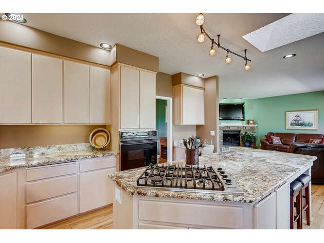 16433 South Ivel Road Beavercreek, OR 97004 - Photo 10 of 32 Gallery Image 10