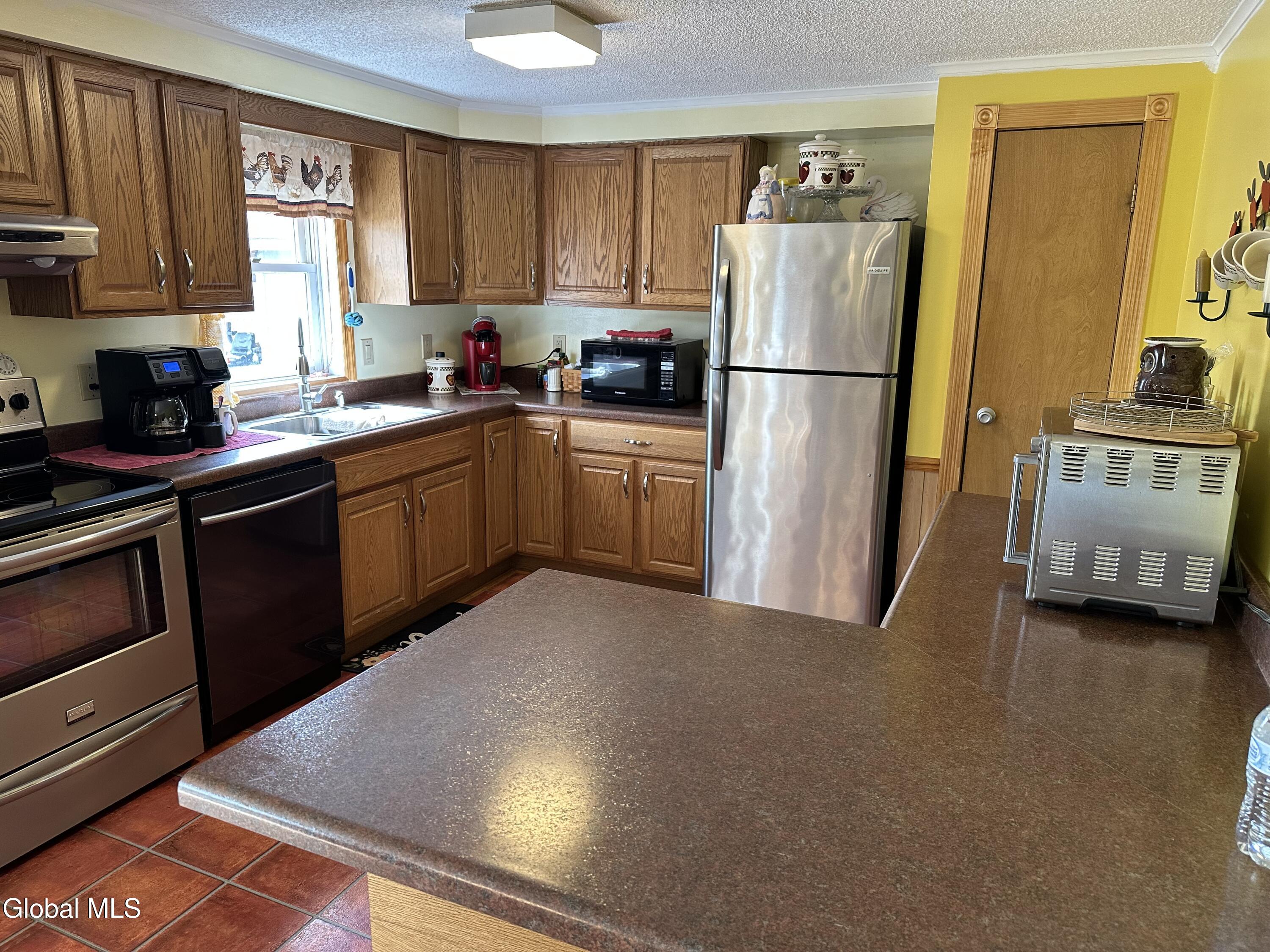 1541 Farley Road Hudson Falls, NY 12839 - Photo 4 of 11 IMG_5359