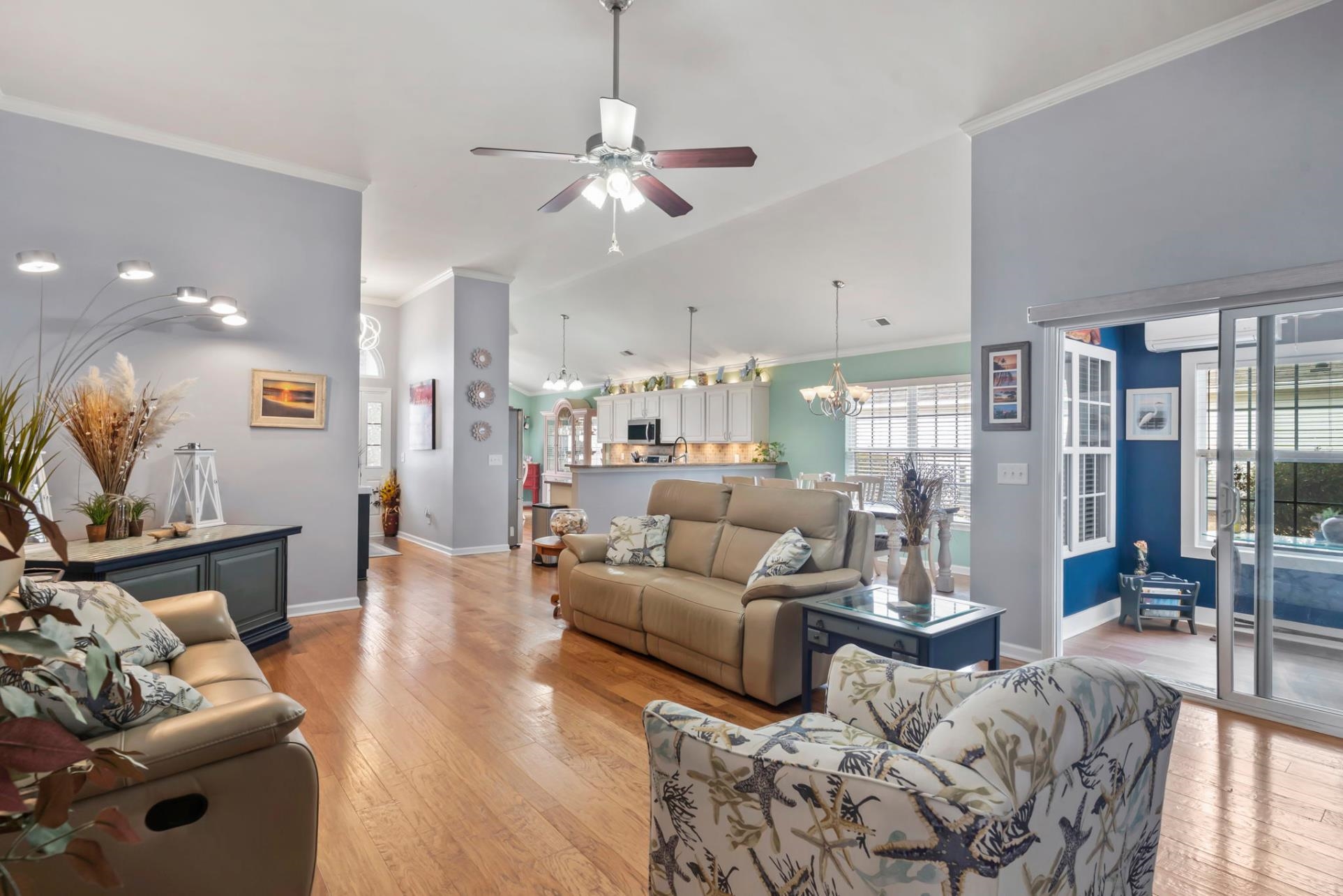 425 Kessinger Drive Surfside Beach, SC 29575 - Photo 4 of 49