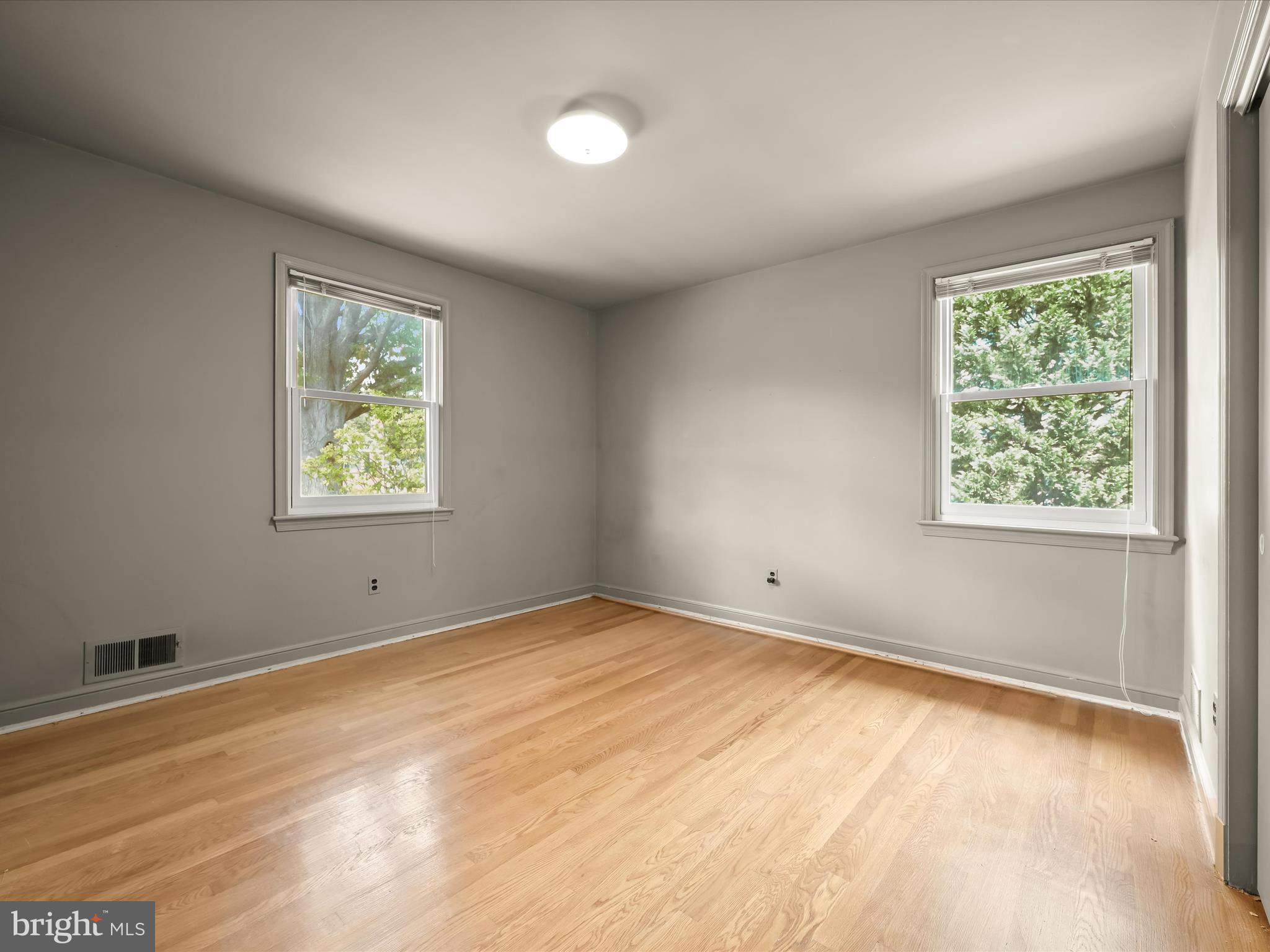 13205 Glenhill Road Silver Spring, MD 20904 - Photo 21 of 49 Bedroom