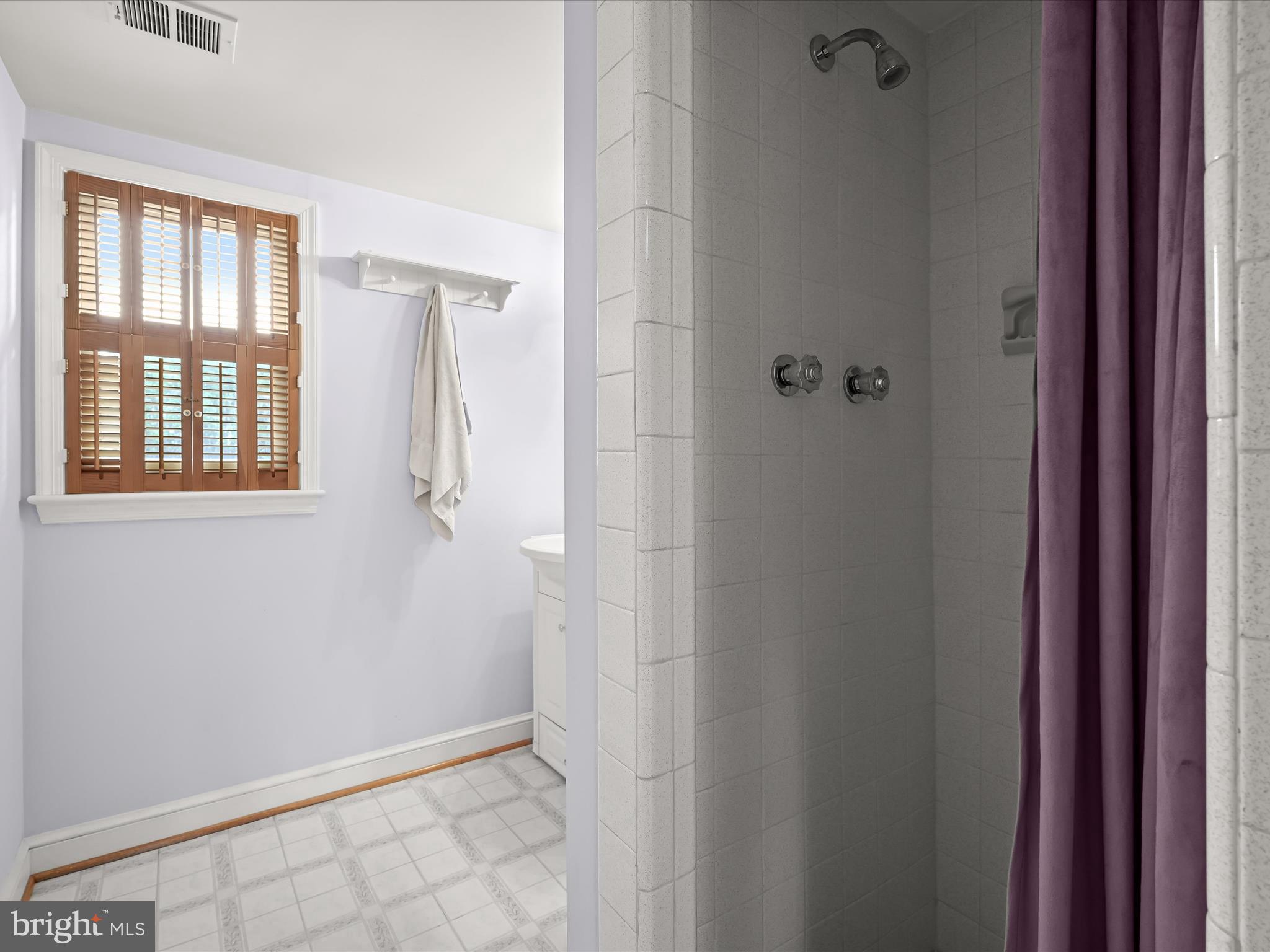 13205 Glenhill Road Silver Spring, MD 20904 - Photo 30 of 49 Full Bath
