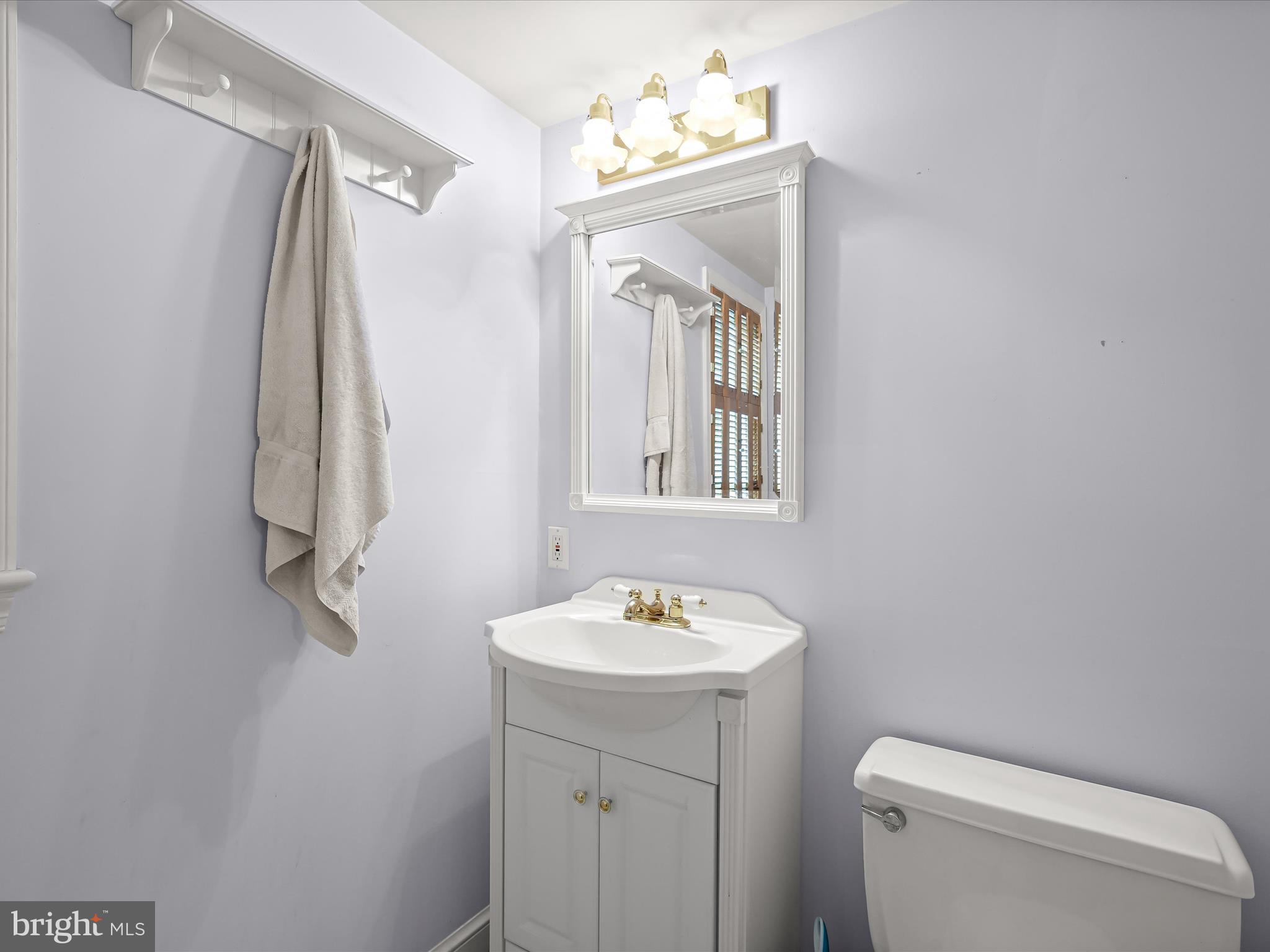 13205 Glenhill Road Silver Spring, MD 20904 - Photo 31 of 49 Full Bath