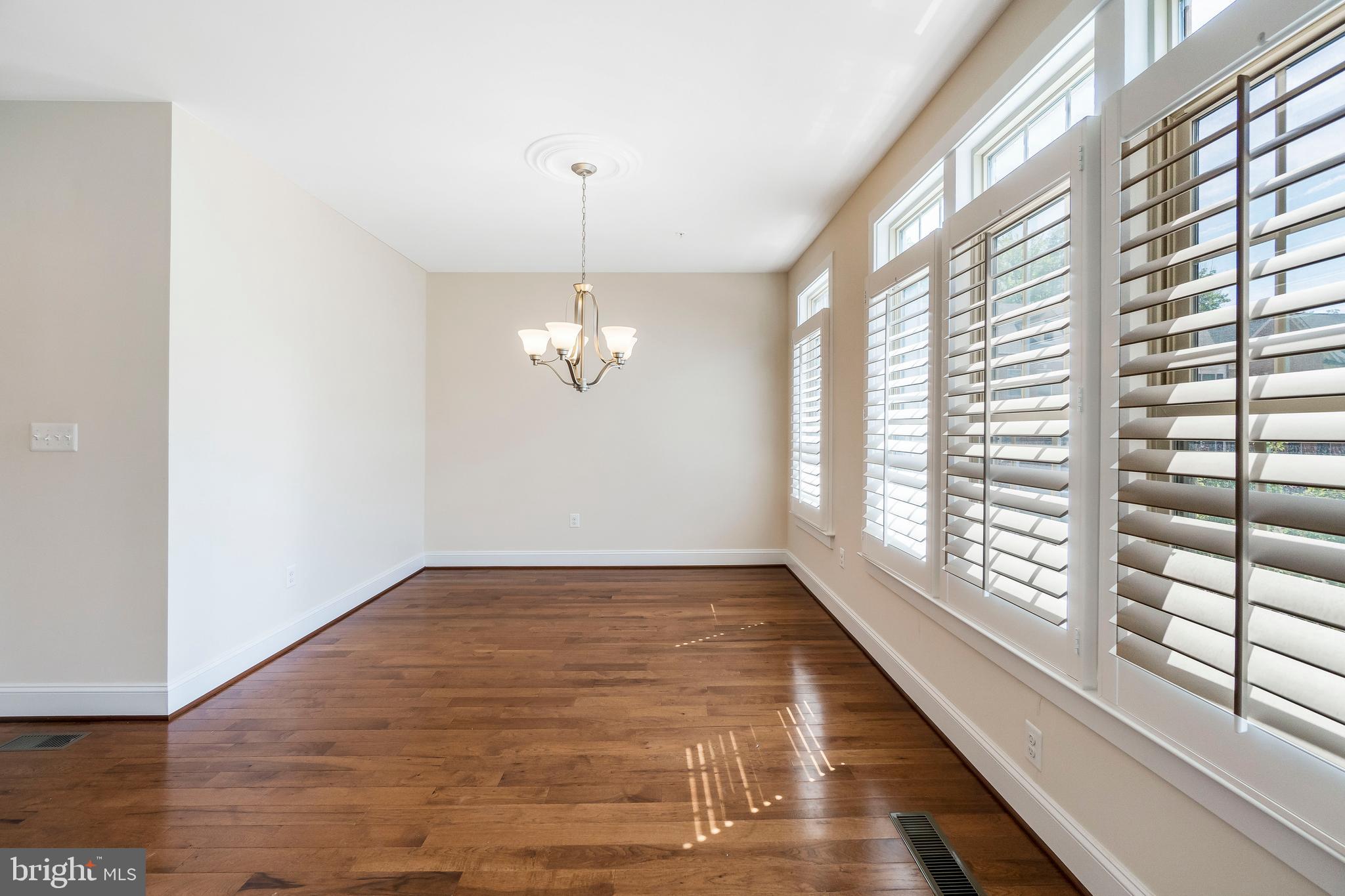 150 Merrimack Way Arnold, MD 21012 - Photo 15 of 39