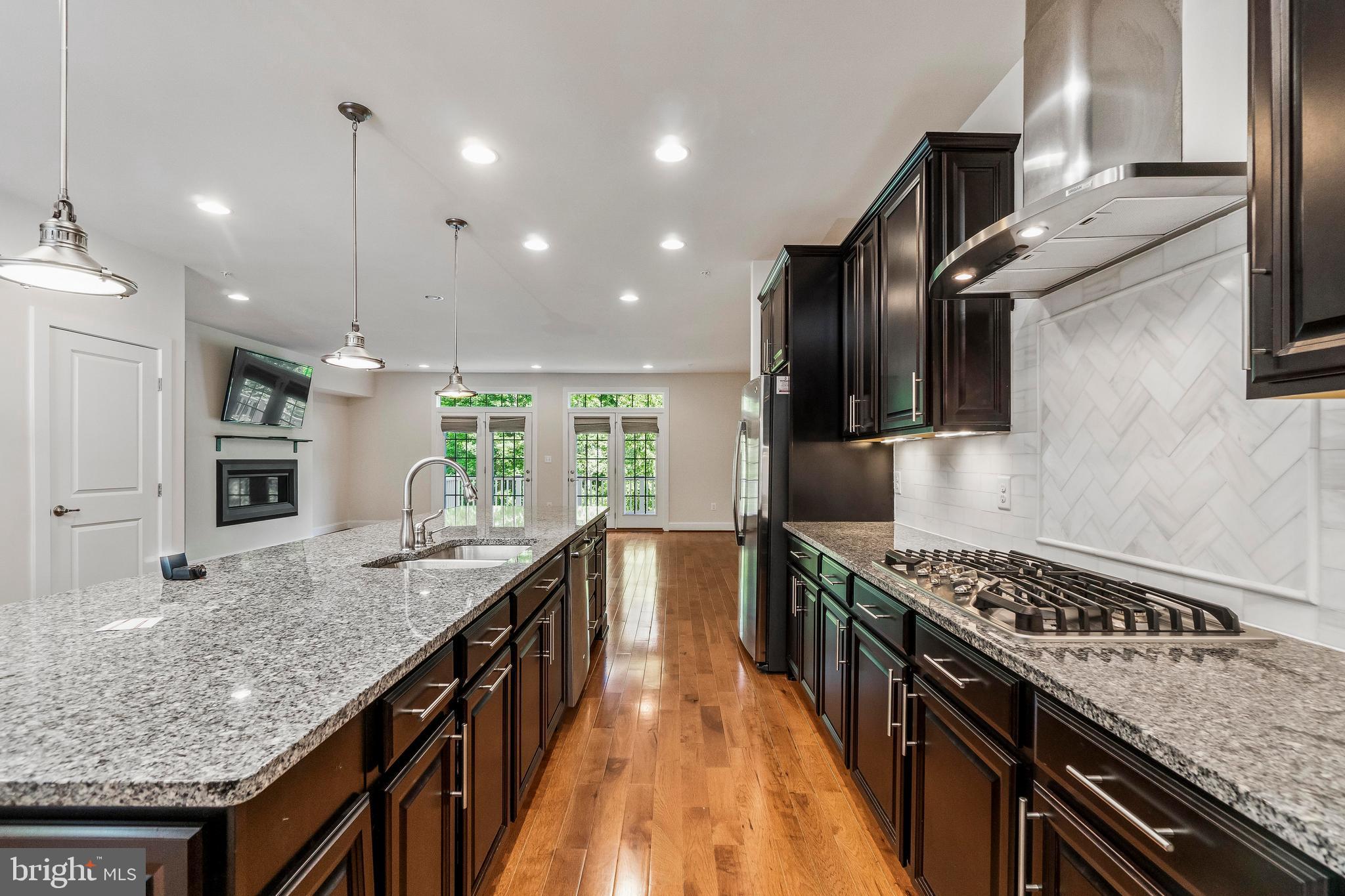 150 Merrimack Way Arnold, MD 21012 - Photo 10 of 39