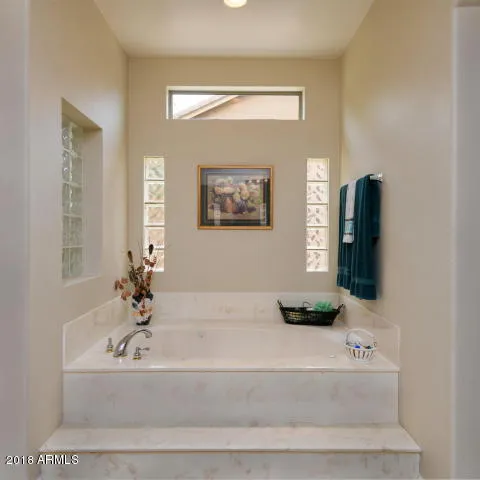 $4,000 | 24214 South Lakeway Circle Northwest, Sun Lakes, AZ 85248