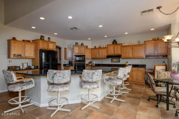 $4,000 | 24214 South Lakeway Circle Northwest, Sun Lakes, AZ 85248