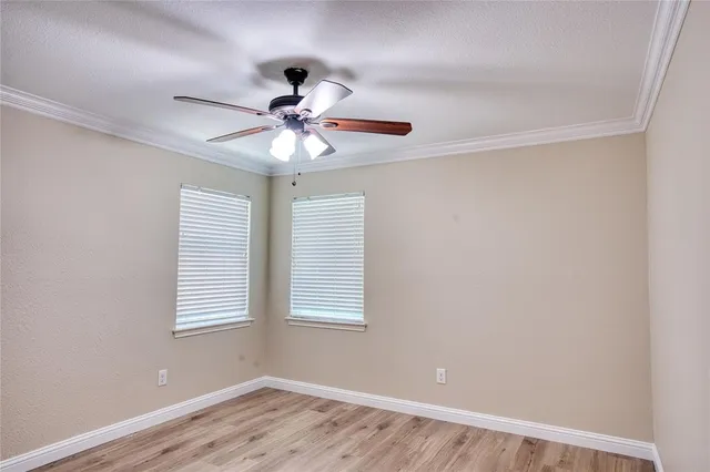 $469,900 | 420 North Road, Kennedale, TX 76060