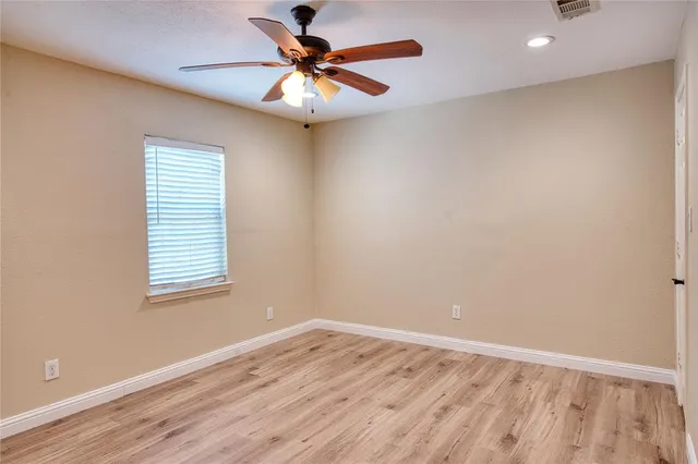 $469,900 | 420 North Road, Kennedale, TX 76060