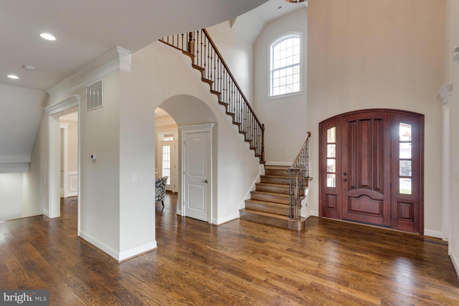7001 Churchill Road McLean, VA 22101 - Photo 5 of 30 Interior (General)