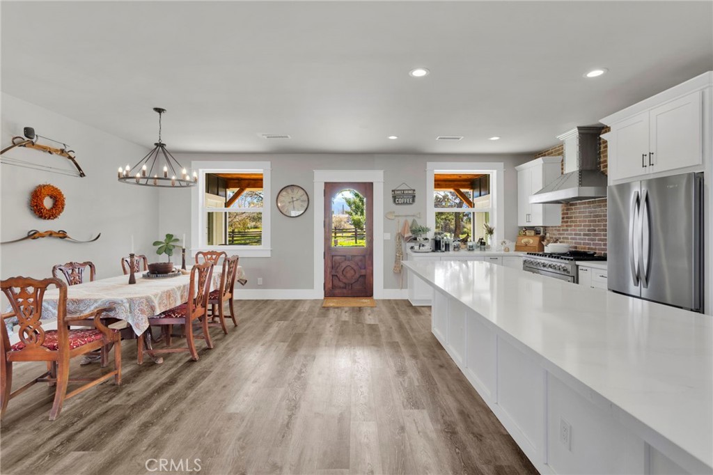 4329 Amador Road Phelan, CA 92371 - Photo 8 of 68