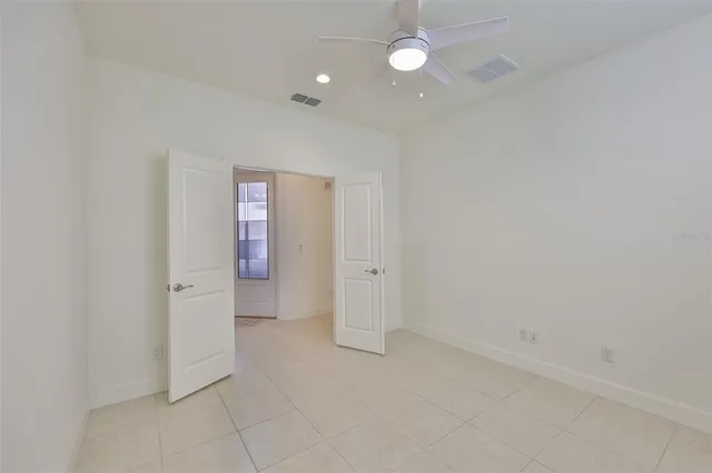 $299,500 | 4906 Avila Lakes Drive, Wimauma, FL 33598