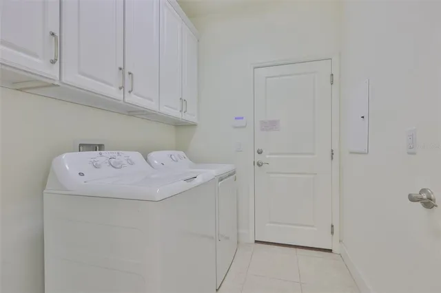 $299,500 | 4906 Avila Lakes Drive, Wimauma, FL 33598