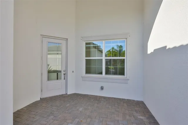 $299,500 | 4906 Avila Lakes Drive, Wimauma, FL 33598