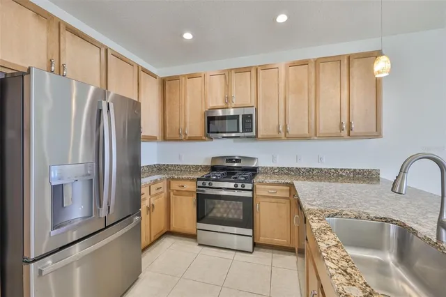 $299,500 | 4906 Avila Lakes Drive, Wimauma, FL 33598