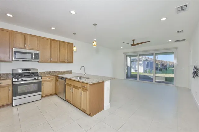 $299,500 | 4906 Avila Lakes Drive, Wimauma, FL 33598