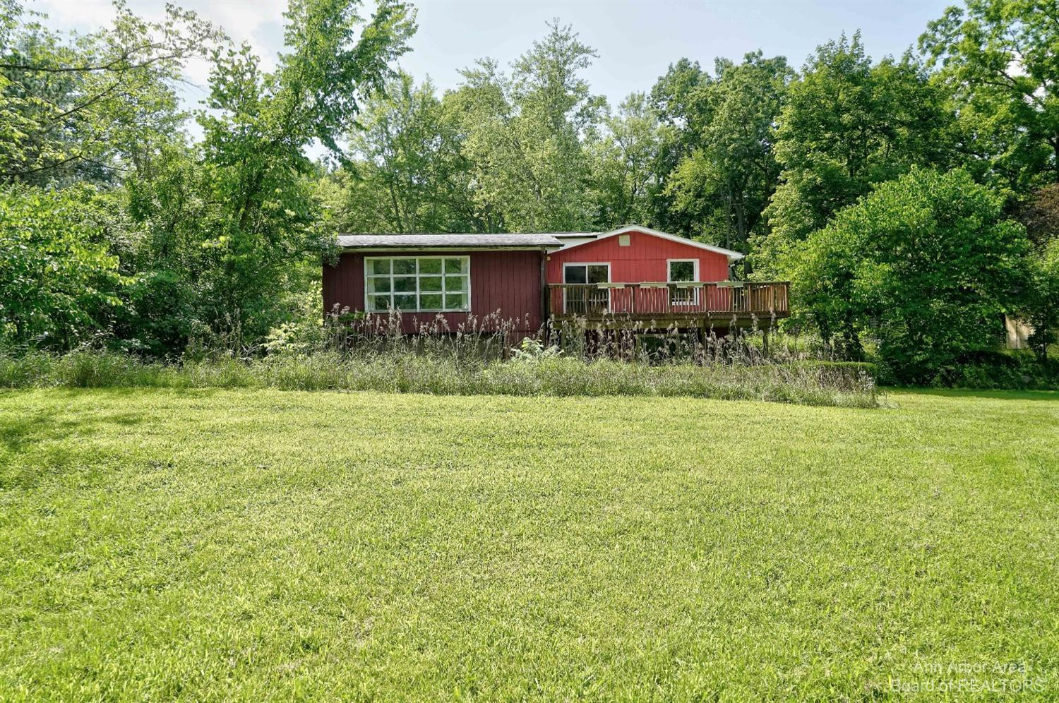 9180 Dexter-Chelsea Road Dexter, MI 48130 - Photo 10 of 51 Side of house