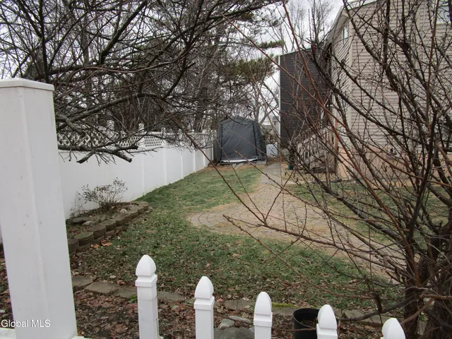 $1,300 | 1303 8th Avenue, Watervliet, NY 12189