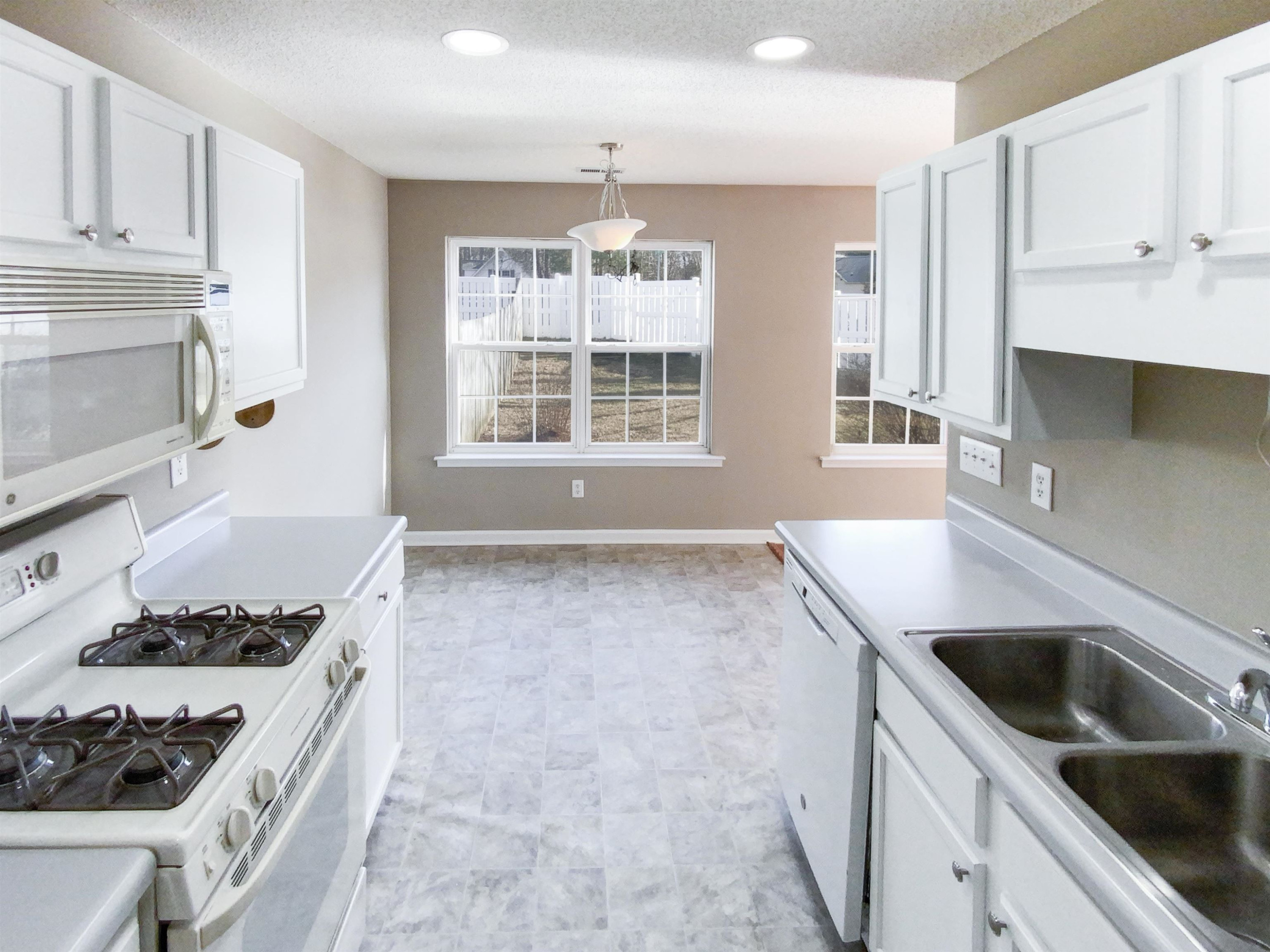 11000 Feather Grass Lane Raleigh, NC 27613 - Photo 7 of 19 Photo 7
