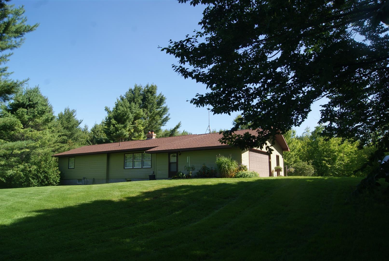 10805 Butler Road Cheboygan, MI 49721 - Photo 3 of 20 Gallery Image 3