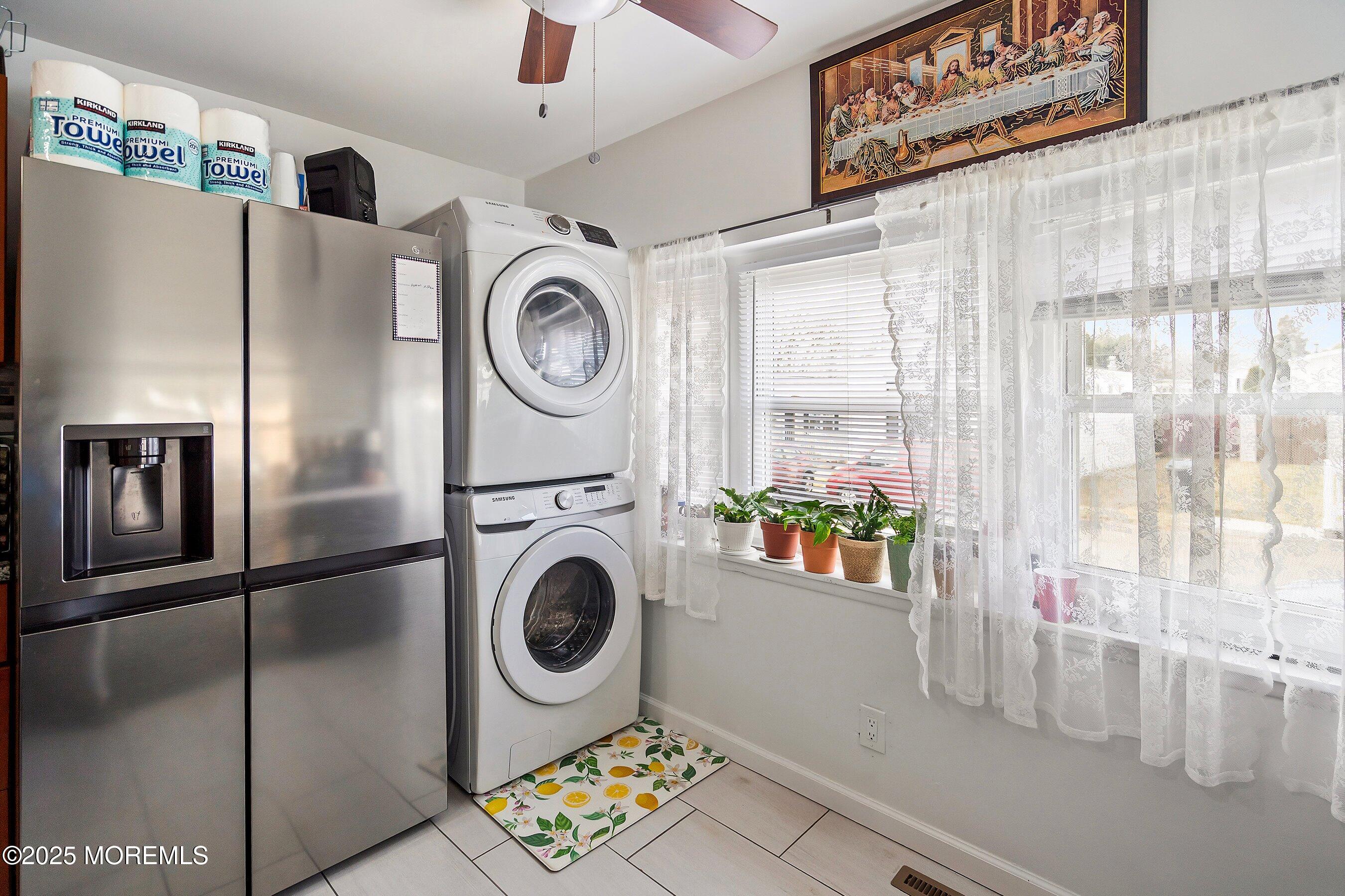 239 Lane C Hazlet, NJ 07730 - Photo 12 of 15 11-Kitchen and Laundry