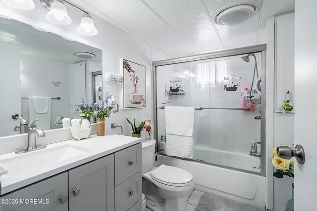 $125,000 | 239 Lane C, Hazlet, NJ 07730