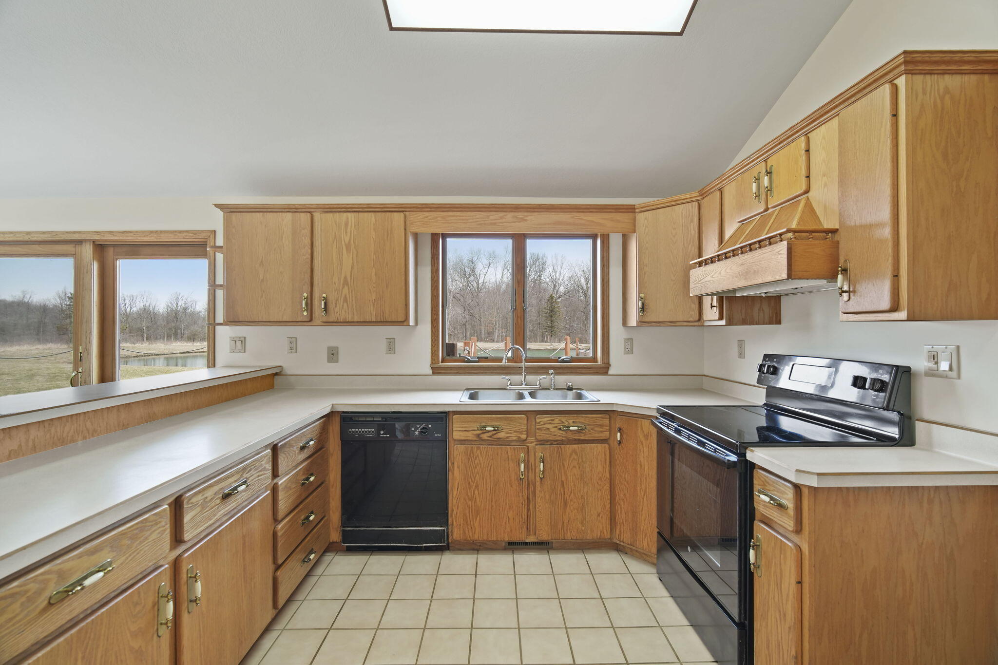 13274 Clinton Road Onondaga, MI 49264 - Photo 12 of 63 12