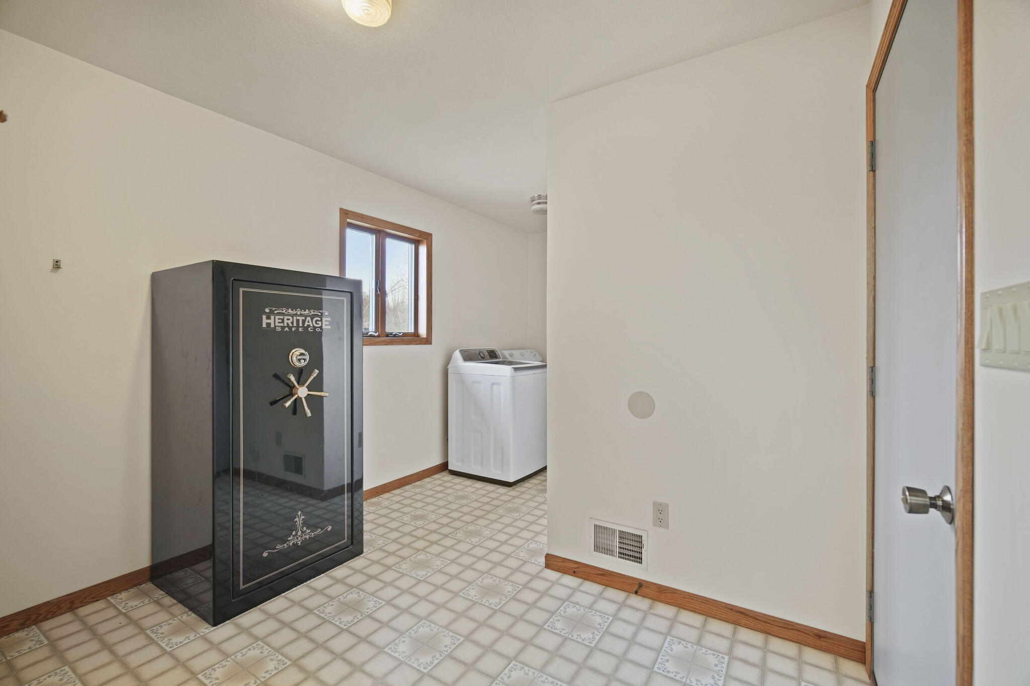 13274 Clinton Road Onondaga, MI 49264 - Photo 16 of 63 16