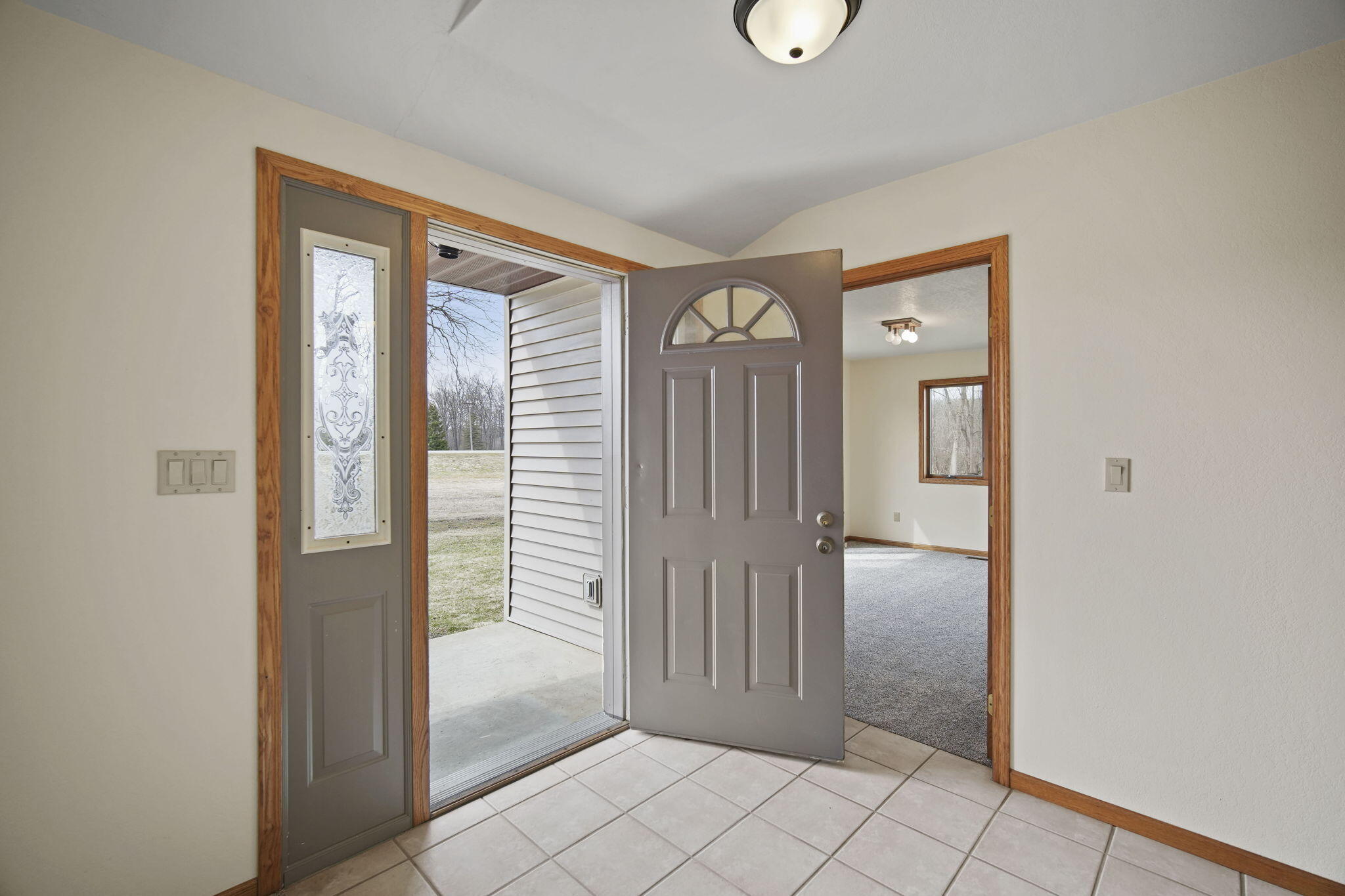 13274 Clinton Road Onondaga, MI 49264 - Photo 5 of 63 5