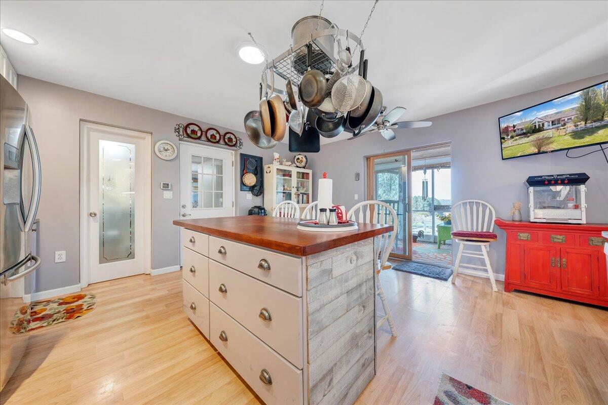 385 Sunny Ridge Road Northeast Floyd, VA 24091 - Photo 18 of 50 20-MIB09606