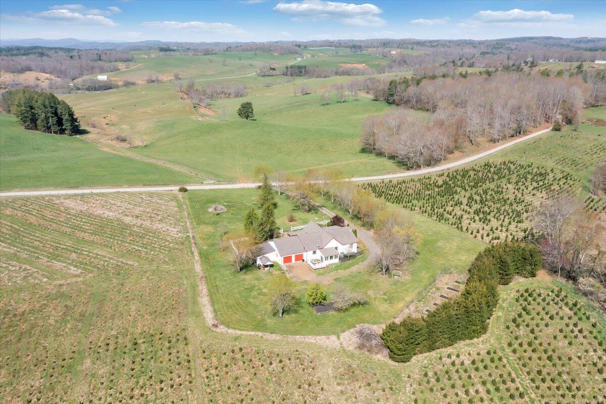 385 Sunny Ridge Road Northeast Floyd, VA 24091 - Photo 42 of 50 41-DJI_0573