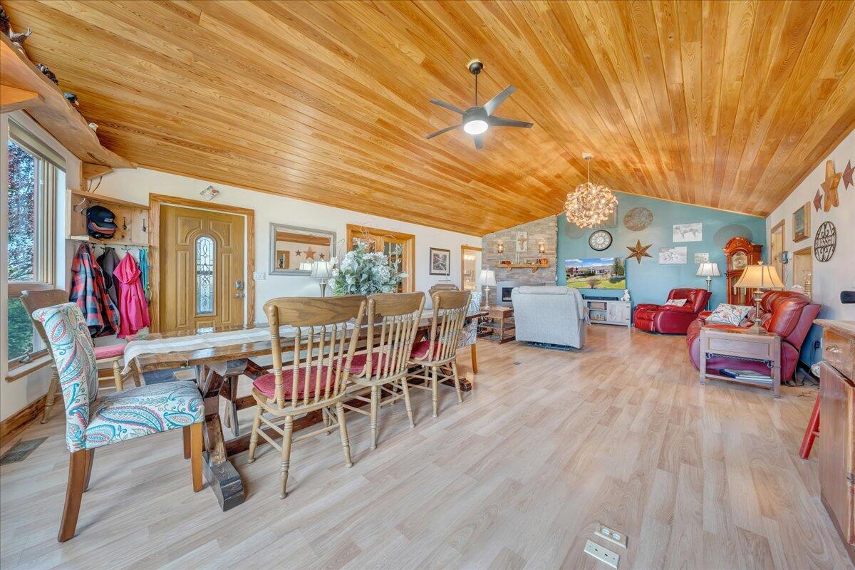 385 Sunny Ridge Road Northeast Floyd, VA 24091 - Photo 9 of 50 13-MIB09582