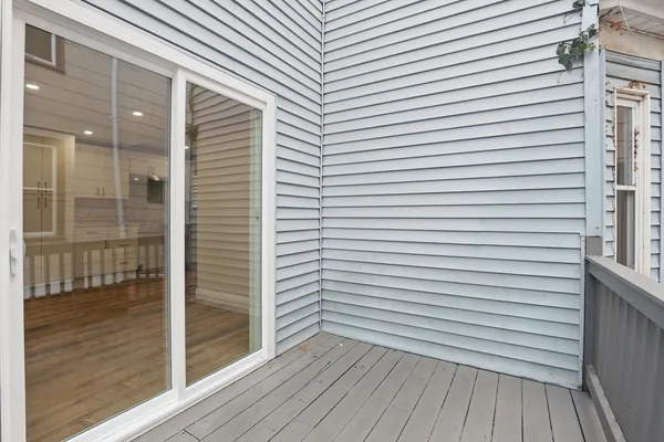 $885,000 | 9 Cross Street, Somerville, MA 02145