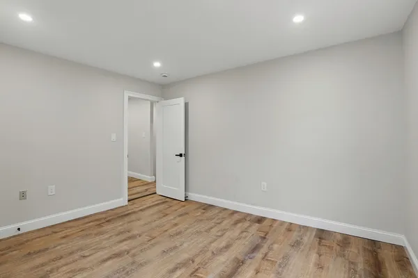 $885,000 | 9 Cross Street, Somerville, MA 02145