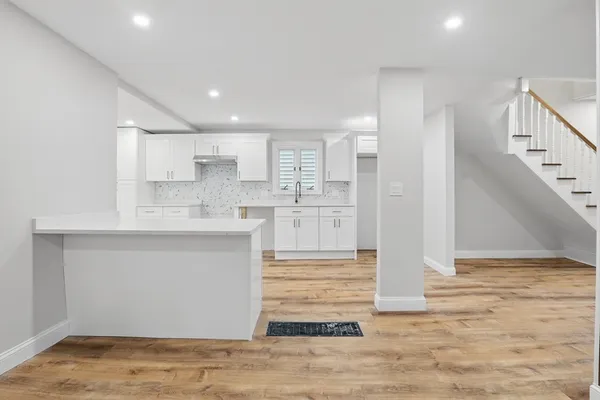 $885,000 | 9 Cross Street, Somerville, MA 02145