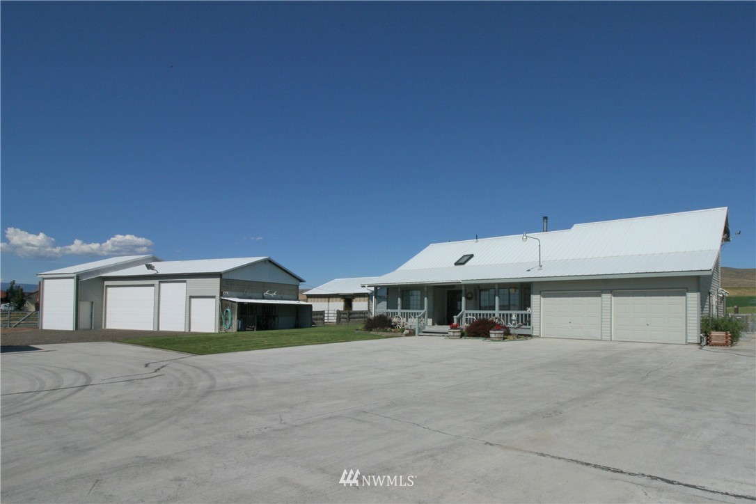 660 Hamilton Road Ellensburg, WA 98926 - Photo 2 of 20 Gallery Image 2