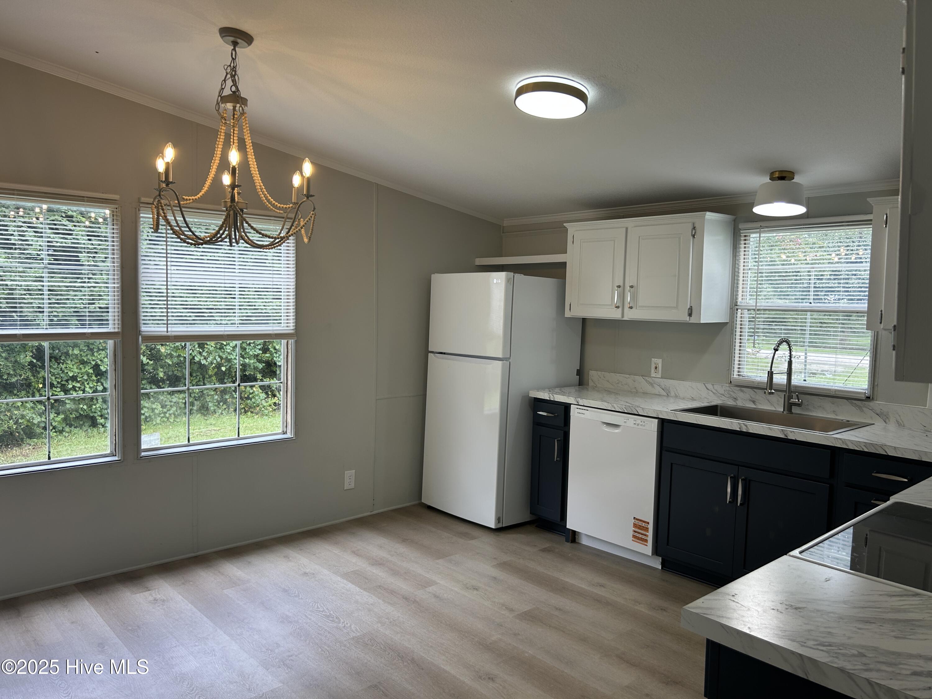 996 Arvida Spur Road Rocky Point, NC 28457 - Photo 3 of 13 kitchn 3