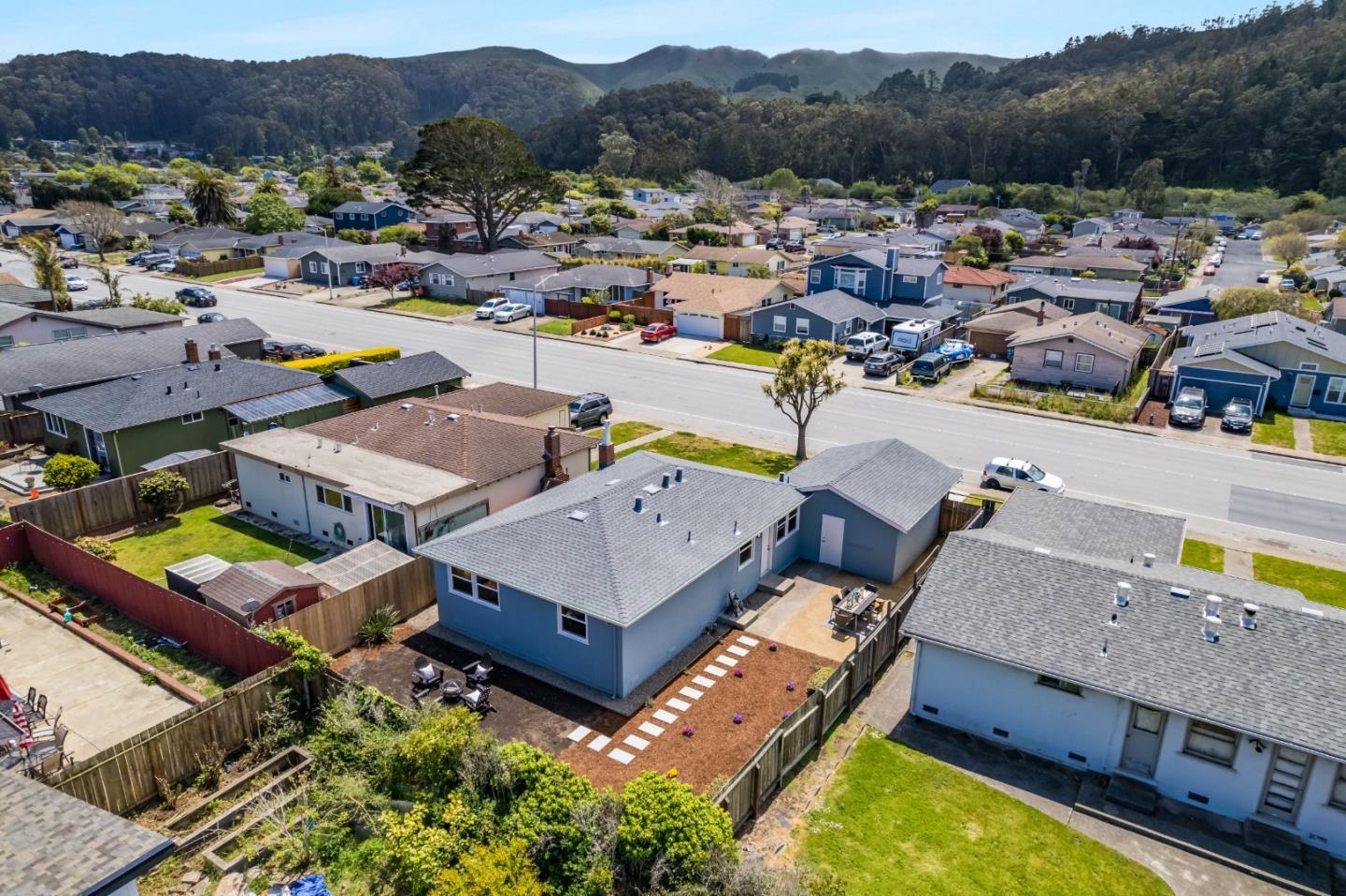 675 Linda Mar Boulevard Pacifica, CA 94044 - Photo 37 of 44 a view of a house with a swimming pool